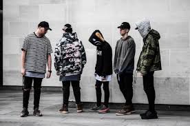 Tren Streetwear Indonesia 2025: Identitas Generasi Muda, Kreativitas Lokal, dan Pasar Global