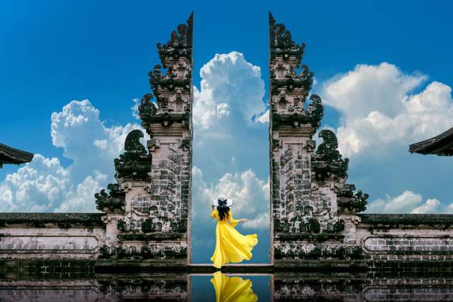 Traveling Bali 2025: Pariwisata Hijau, Budaya Lokal, dan Transformasi Digital