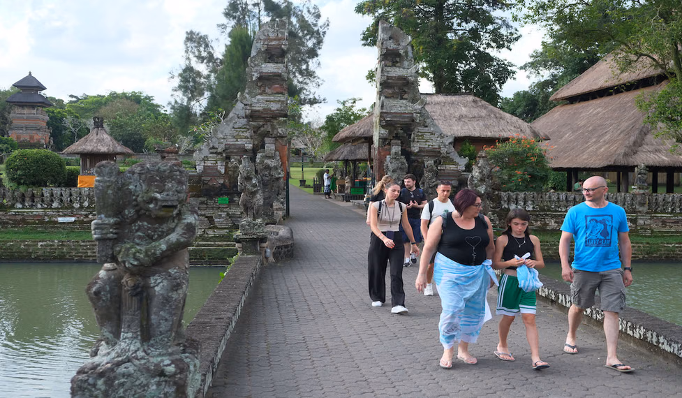 Pariwisata Bali 2025: Smart Tourism, Ekowisata, dan Budaya Lokal yang Mendunia